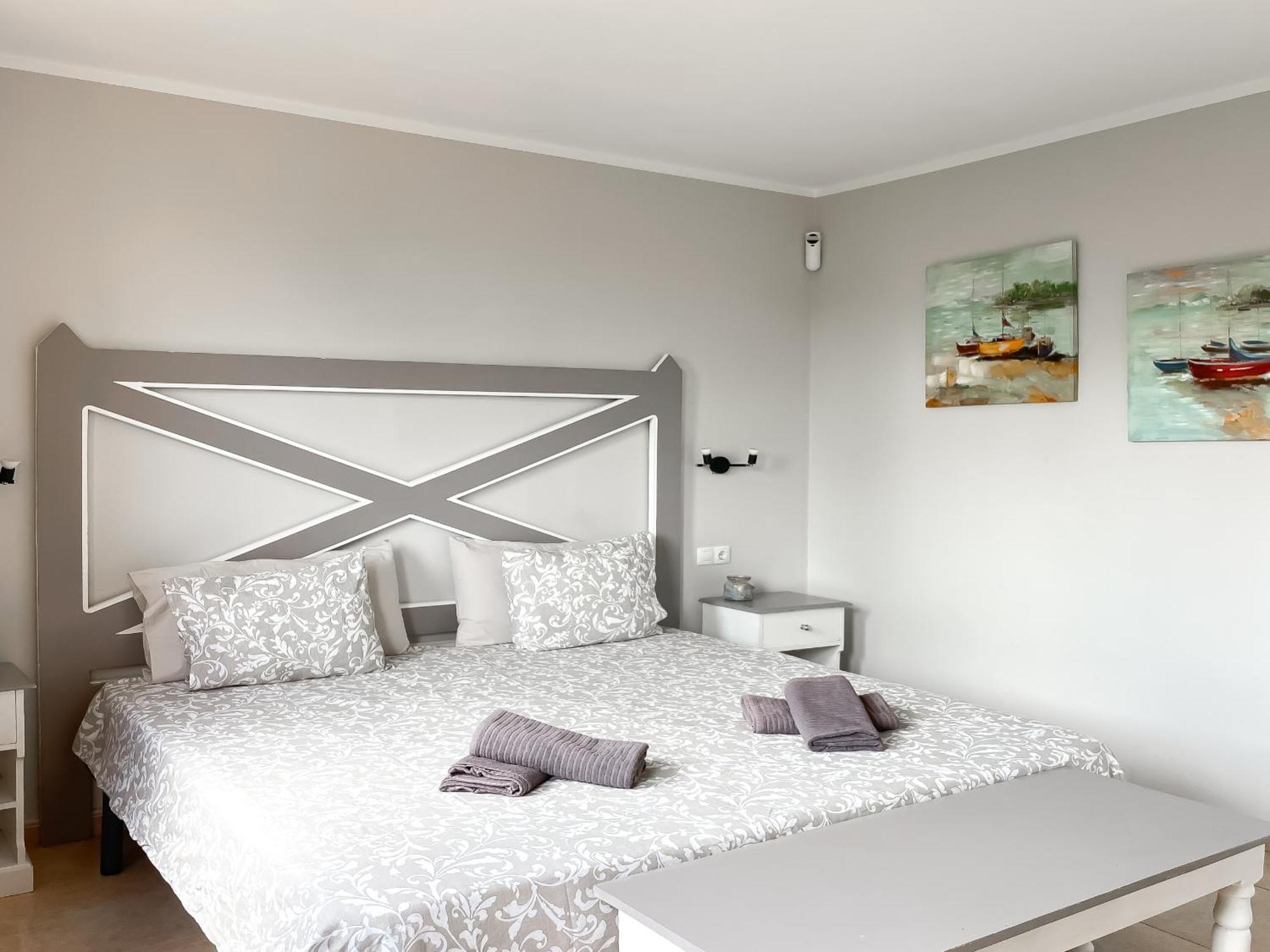 Апартаменты B-Rent Casa Angela Pool View Коральео Экстерьер фото