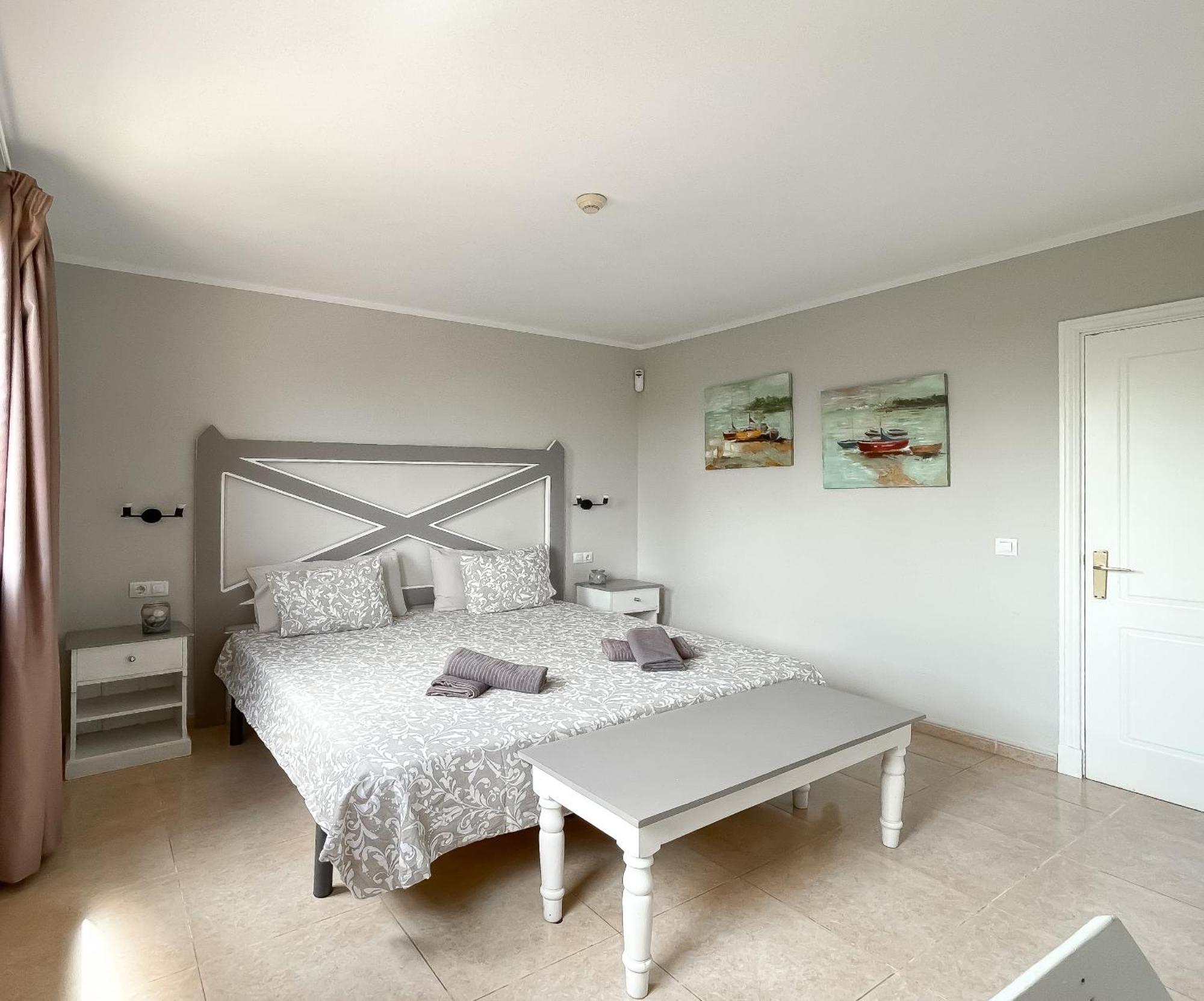 Апартаменты B-Rent Casa Angela Pool View Коральео Экстерьер фото