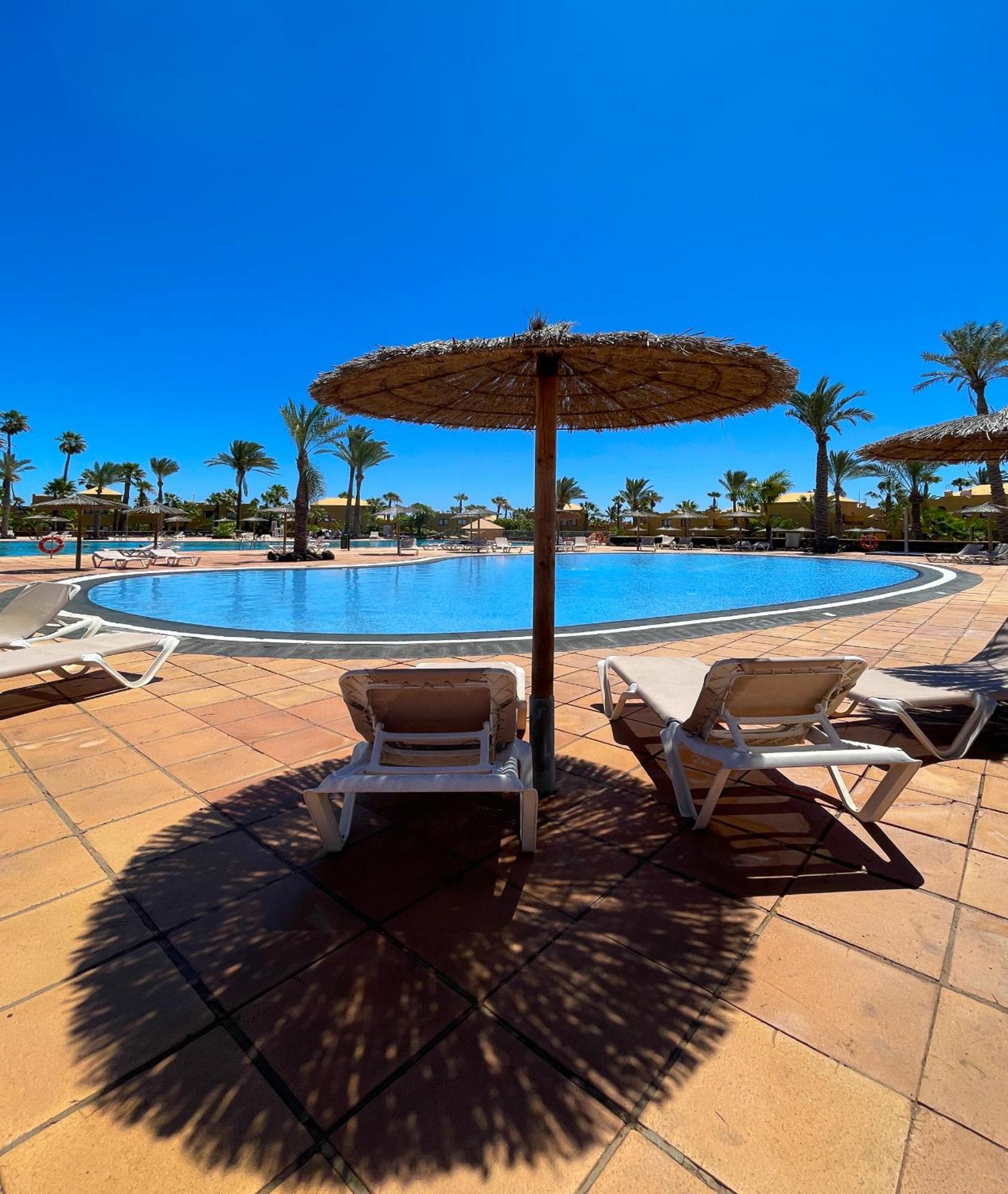 Апартаменты B-Rent Casa Angela Pool View Коральео Экстерьер фото